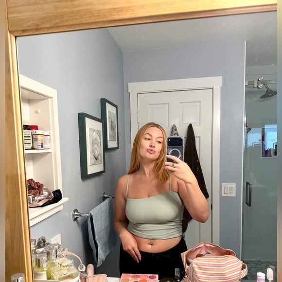 halieghwhitee